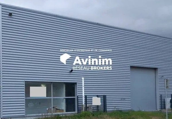 Local commercial 886 m² 