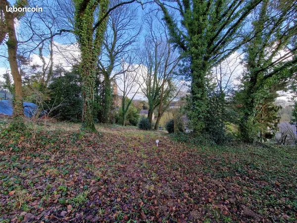 Terrain 681 m² Val-d'Oust 