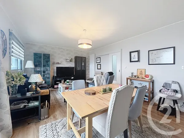Appartement 3 pièces 69 m² 