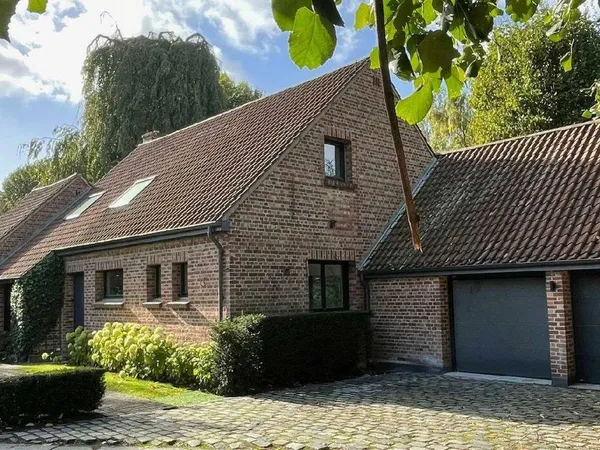 Maison 7 pièces 190 m² 