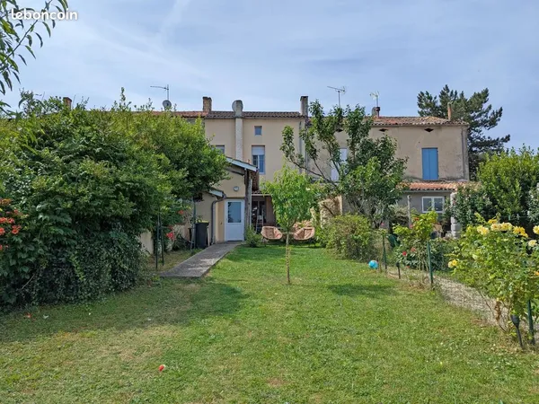 Propriété 6 pièces 97 m² 