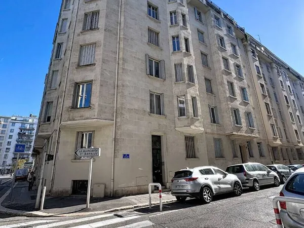 Appartement 2 pièces 51 m² 