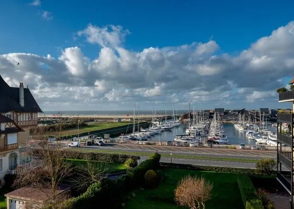 Vends appartement face à la mer 