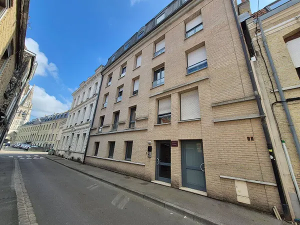 Appartement 6 pièces 73 m² 
