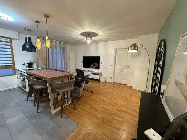 Appartement 3 pièces 58 m² 