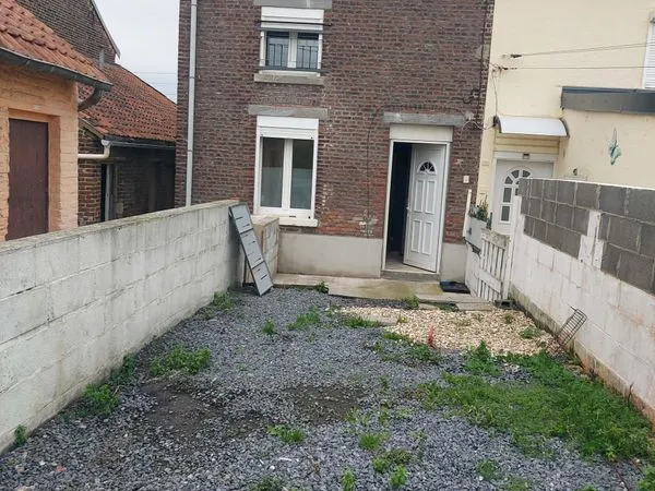 Je vends maison à Recquignies (6 km de Maubeuge) 