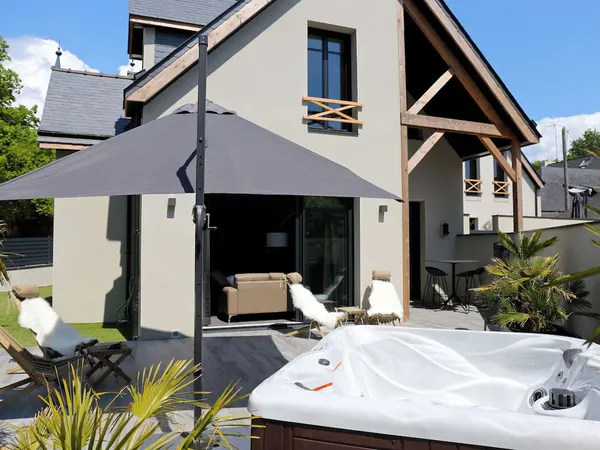 Maison moderne à vendre à Arradon 2 chambres 77 m² - parcelle 260 m² - à vendre meublée 