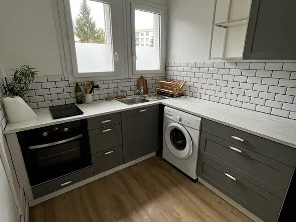 Location meublée T3 - 55m2 Anatole France/blvd de Verdun - RDC 