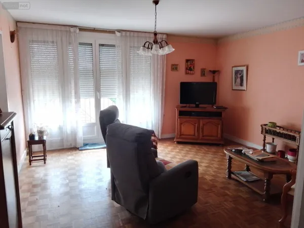 Appartement 4 pièces 76 m² 