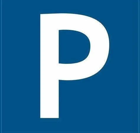 Parking - Garage Location Tours   75€