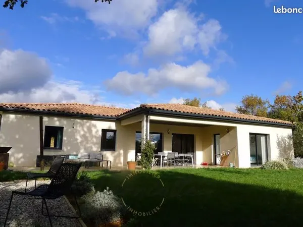 Maison 5 pièces 142 m² 