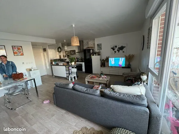 🏢 À louer - Appartement 4 pièces lumineux - 75 m² - Balcon et parking sécurisé 