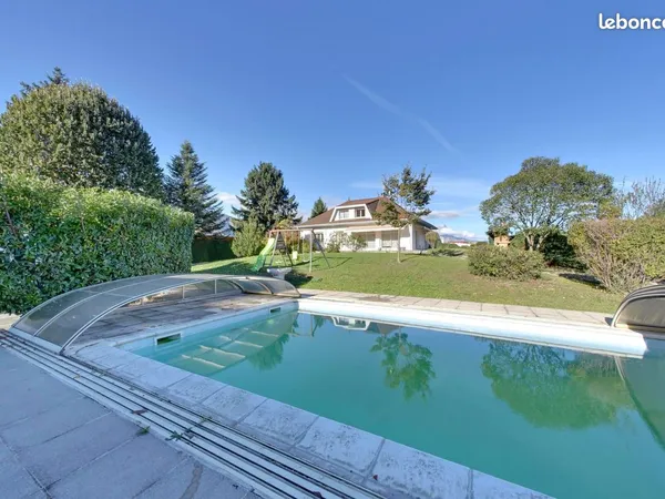 Maison 6 pièces 170 m² 
