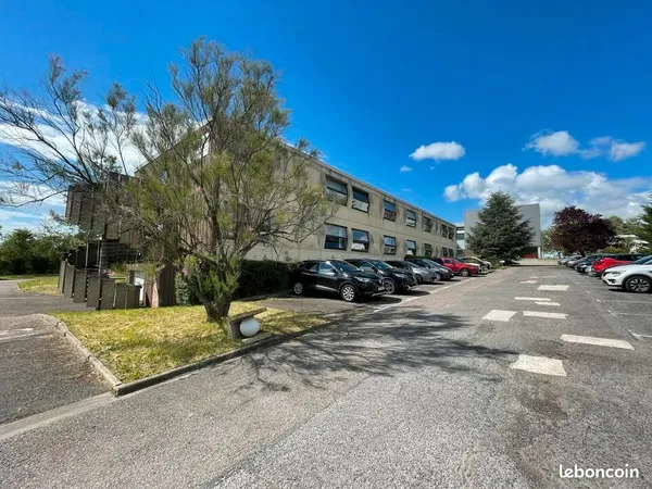 Bureaux 2 513 m² 