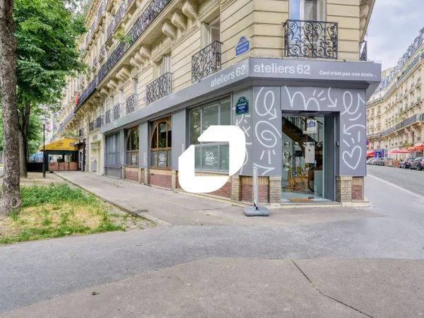 Local commercial 267 m² 