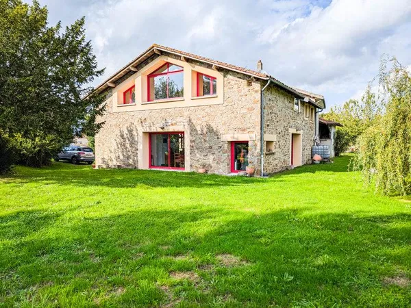 Maison en pierre 3 pièces 160 m² 