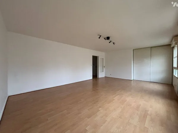 Appartement 4 pièces 93 m² 