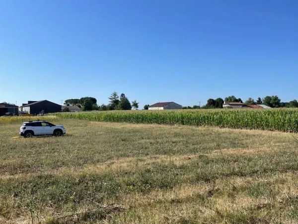 Terrain 959 m² Bussac Foret 