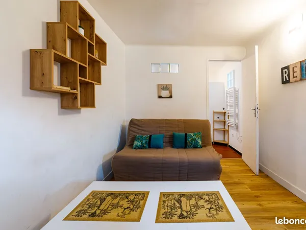 Studio rénové meublé - Port de La Seyne-sur-Mer - Climatisation 