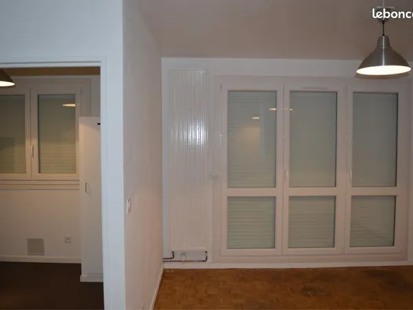 Appartement T1 - 29 m2 - Résidence calme tout proche campus Beaulieu 