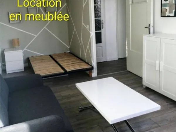 Studio 1 pièce 31 m² 