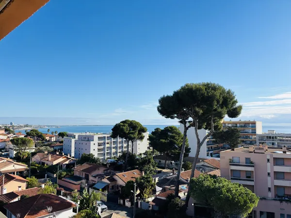 EXCLUSIVITE - RARE - 103m2 habitable - 158m2 de terrasse - v 