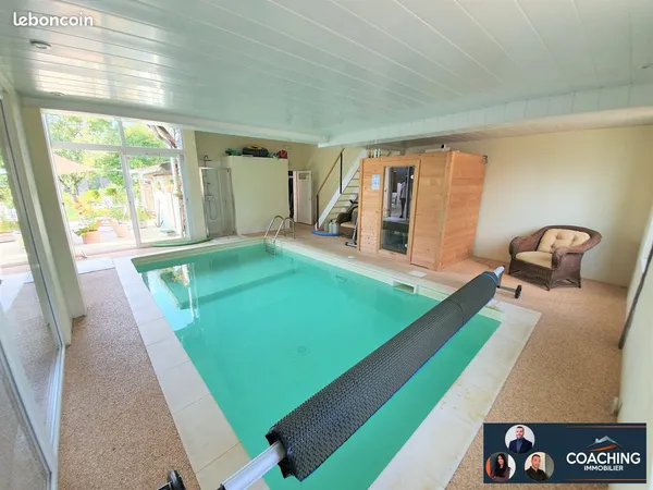 Maison 6 pièces 198 m² 