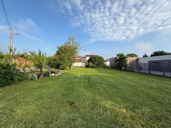 Terrain à batir à Libourne 