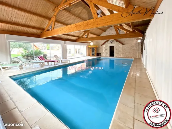 Maison 6 pièces 199 m² 