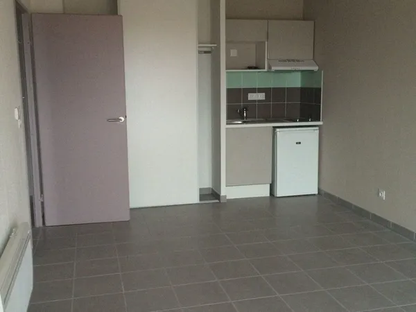 Residence récente avec ascenseur 