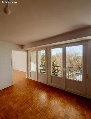 Appartement 4 pièces 83 m² 