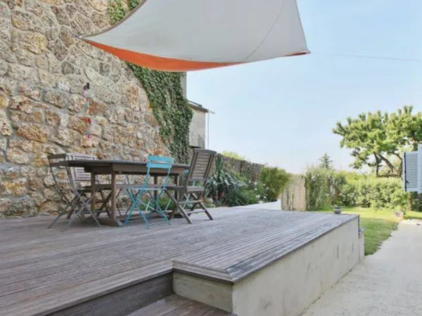 Loue Maison 146m², 5ch, Vue dégagée et beau Jardin Rueil/Mont-Valèrien (92) 