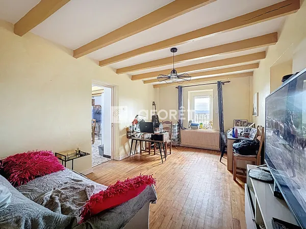 Maison 6 pièces 141 m² 