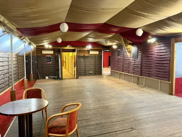Local commercial et évènementi A VENDRE 