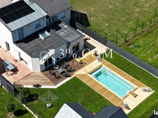 Maison 10 pièces 230 m² 
