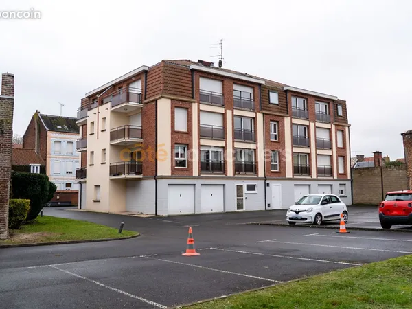 Studio 1 pièce 29 m² 
