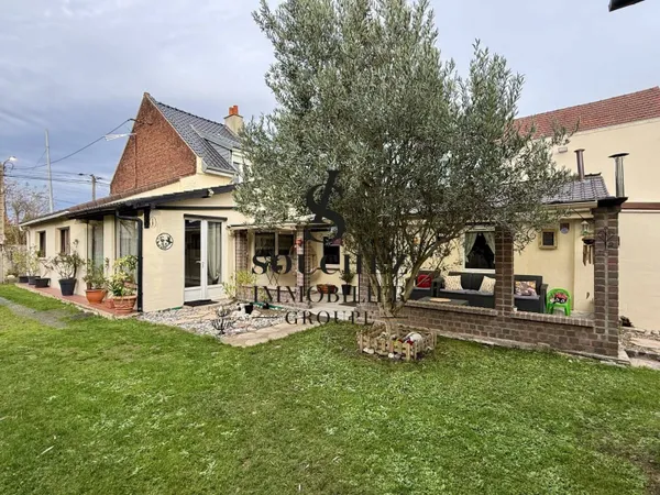 Maison de plain-pied 5 pièces 110 m² 