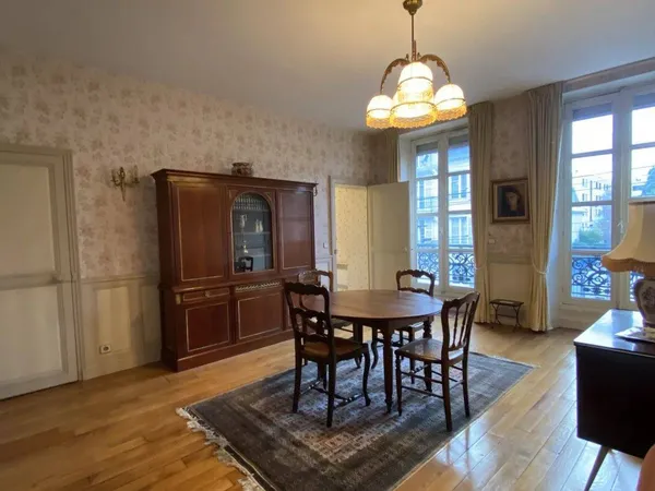 Appartement 4 pièces 97 m² 