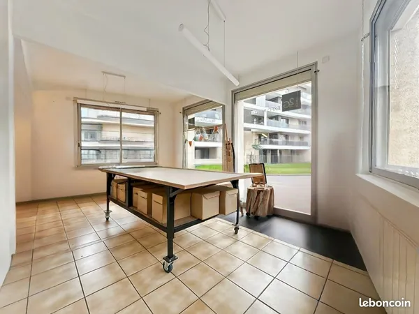 Bureaux, local commercial 66 m² RENNES 