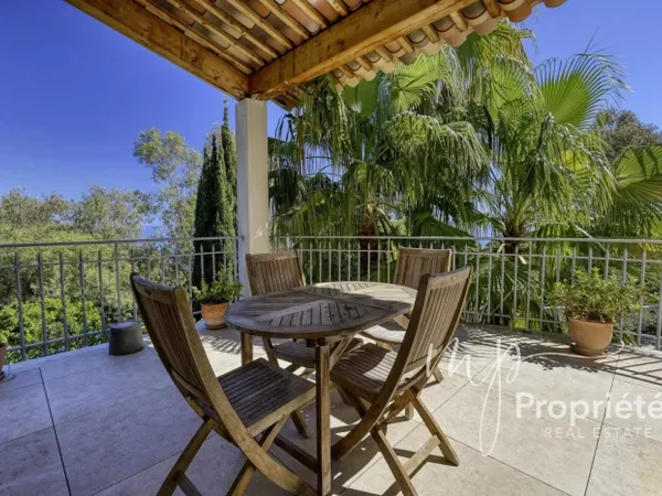 rayol canadel sur mer villa 4 chambres vue mer 