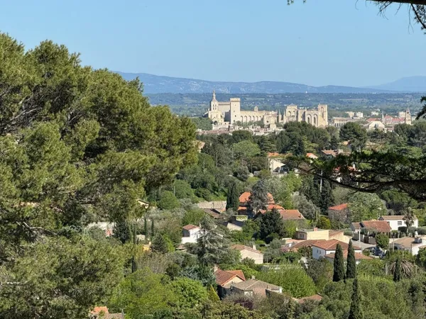 Appartement en frais réduits 4 pièces 130 m² 