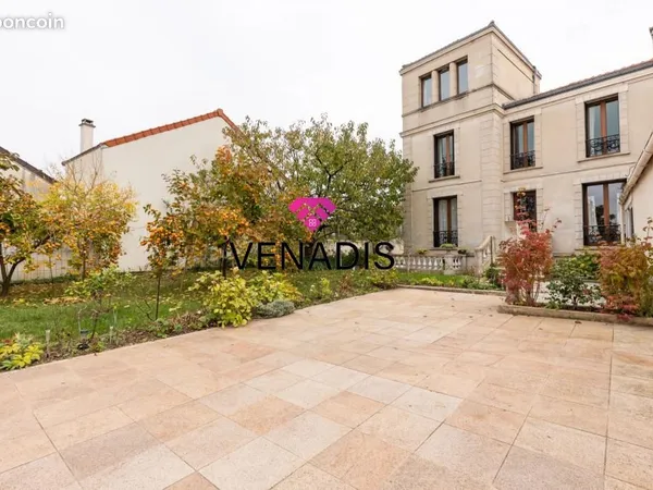 Maison 6 pièces 144 m² 