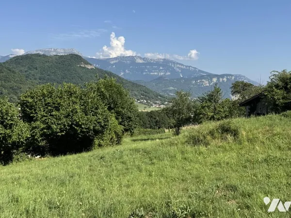 Terrain 800 m² 