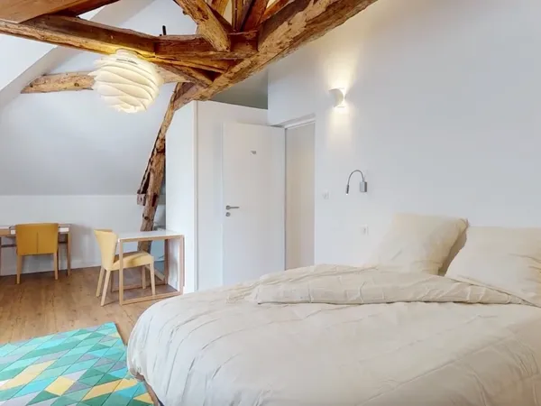 Loue studio meublé 21m² Nantes coliving avec espaces partagés et services haut de gamme 