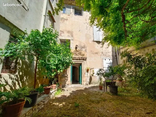 Immeuble 15 pièces 350 m² 