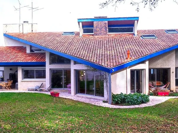 Maison de luxe 11 pièces 384 m² 