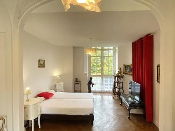Studio 1 pièce 33 m² 