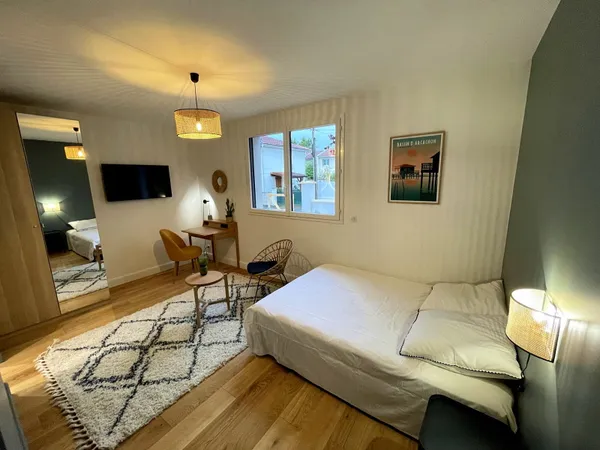 Propose colocation meublée Bordeaux Mérignac dans maison coliving 130m² 