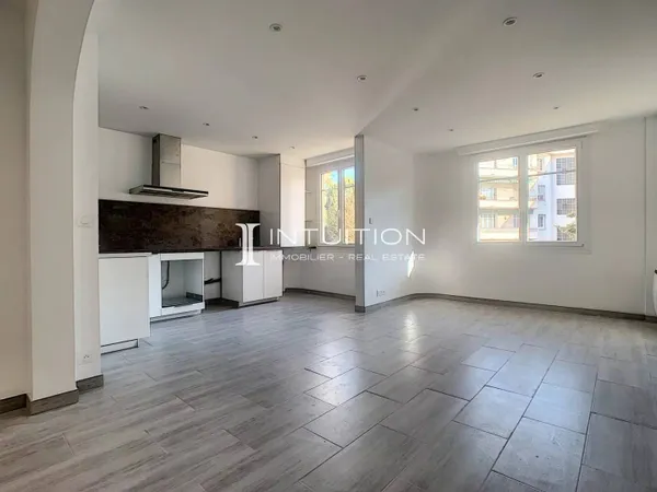 Appartement 2 pièces 56 m² 