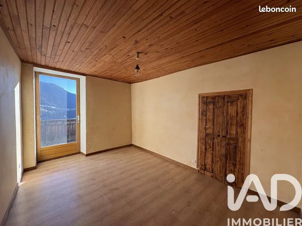 Appartement 4 pièces 91 m² 